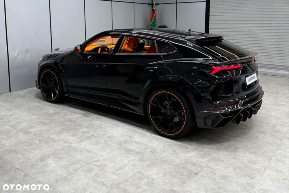 Lamborghini Urus - 16