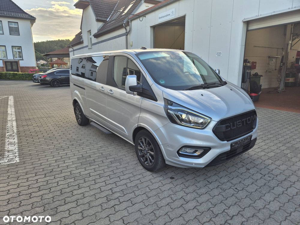 Ford Tourneo Custom 320 L2H1 VA Autm Titanium X - 2