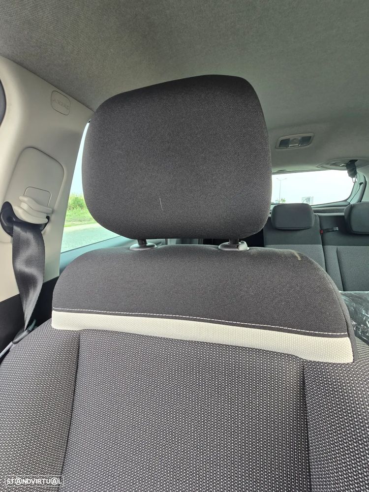 Citroën C3 Aircross 1.2 PureTech Shine - 15