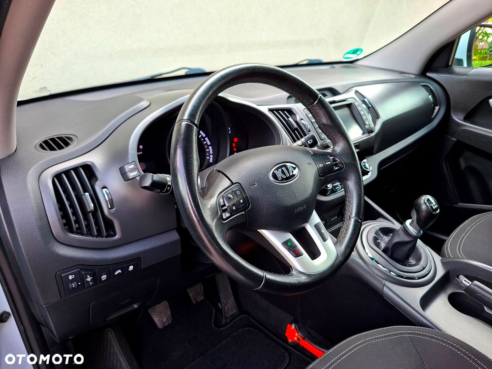 Kia Sportage 1.6 GDI Business Line L 2WD - 33