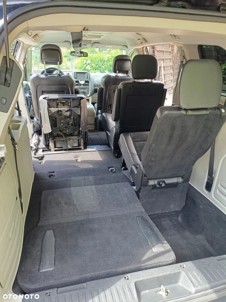 Lancia Voyager 2.8CRD Platinum - 6