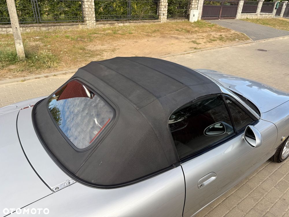 Mazda MX-5 1.6i 16V - 12