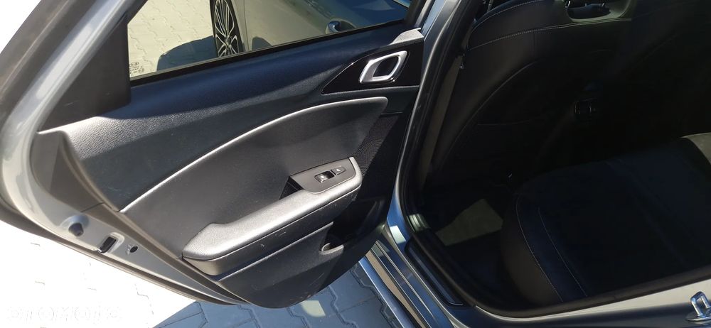 Kia ProCeed 1.6 CRDi GT Line DCT - 10