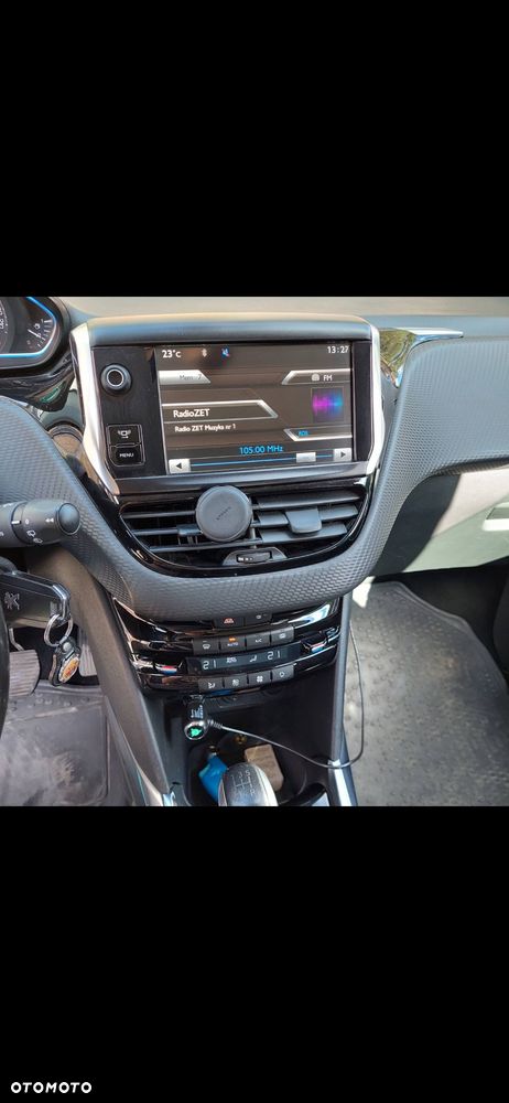 Peugeot 2008 1.6 VTi Style - 22