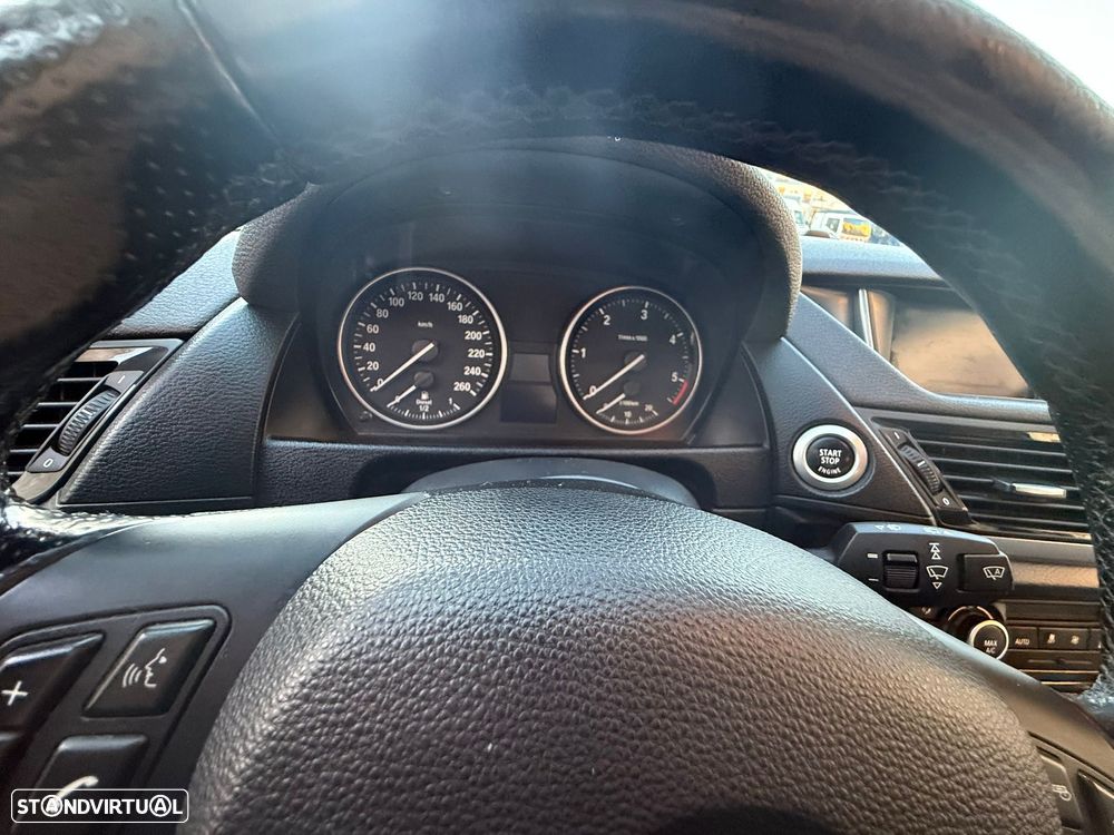 BMW X1 16 d sDrive Auto xLine - 10