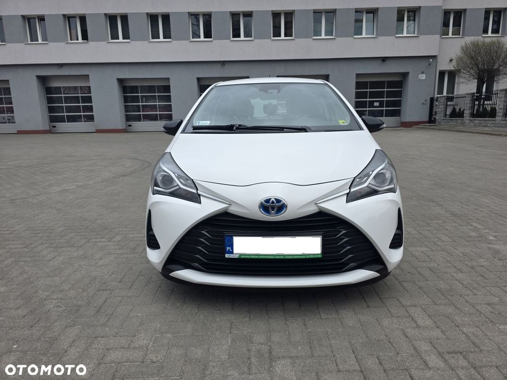 Toyota Yaris Hybrid 100 Active - 21