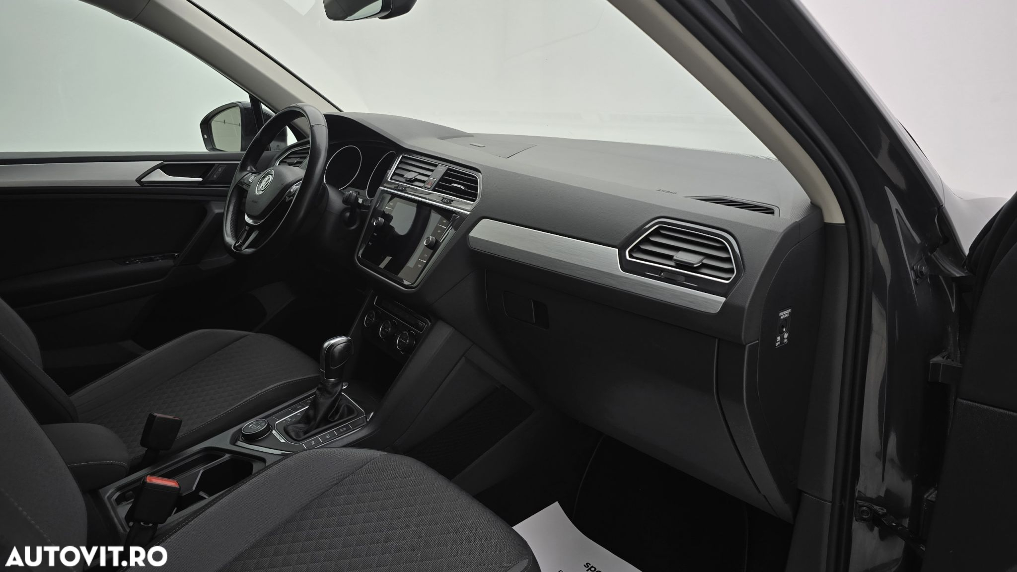 Volkswagen Tiguan 2.0 TDI 4Mot DSG Comfortline - 20