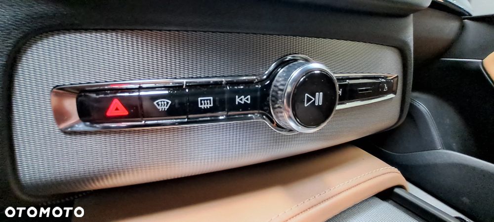 Volvo XC 90 B6 B AWD Geartronic Inscription - 9