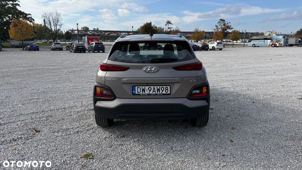 Hyundai Kona - 7