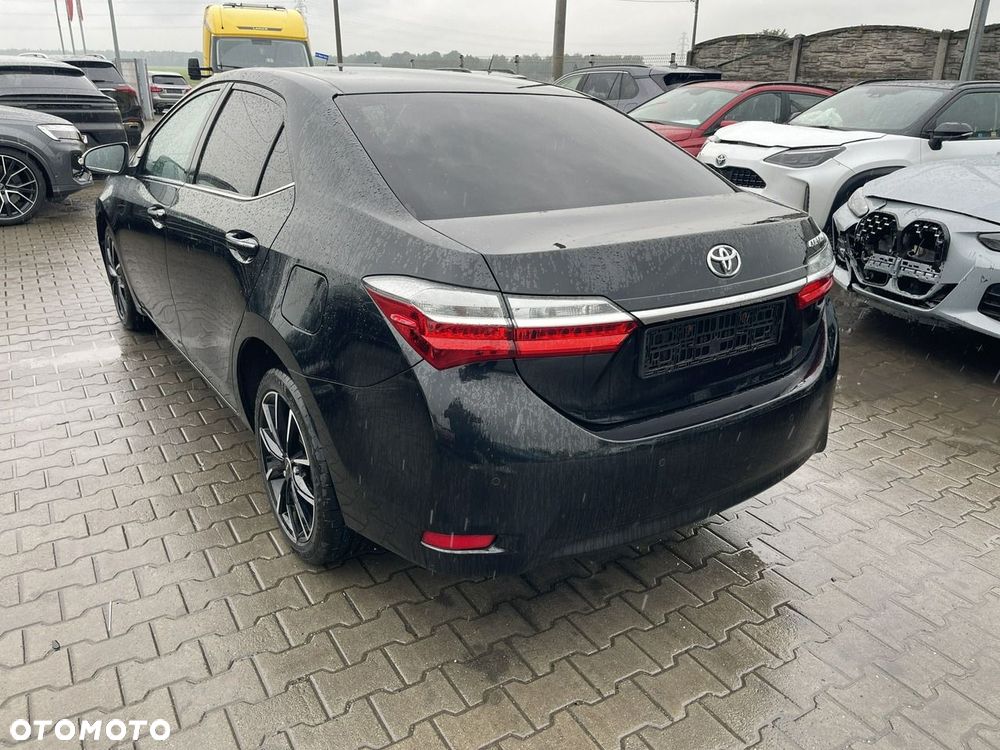 Toyota Corolla 1.6 Comfort - 6