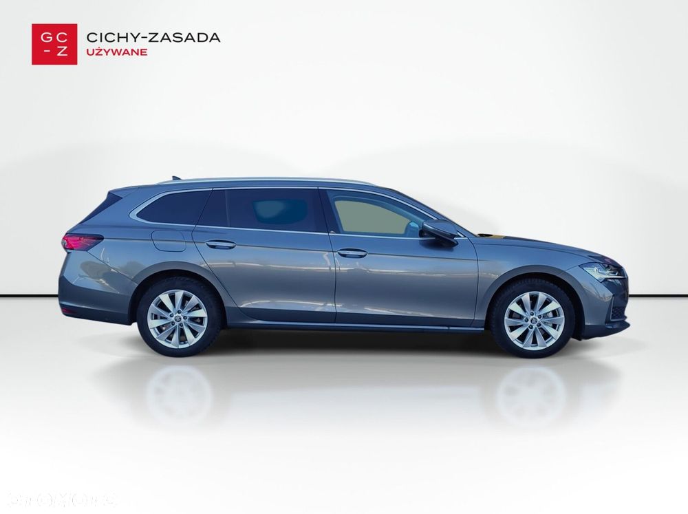 Skoda Superb 2.0 TDI SCR Selection DSG - 8