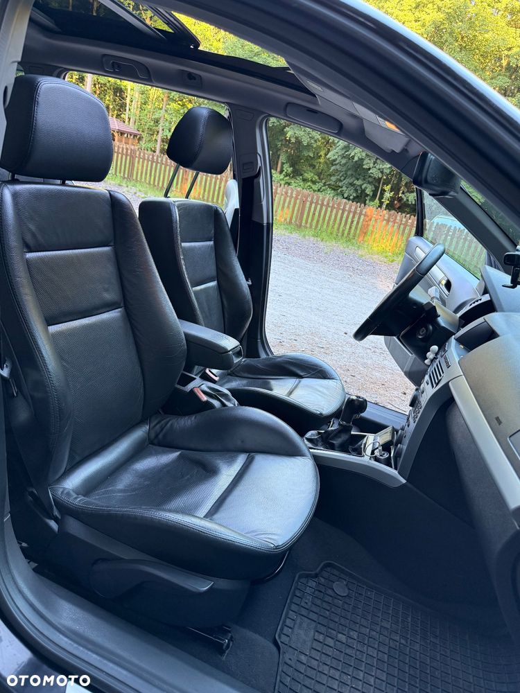 Opel Astra - 22
