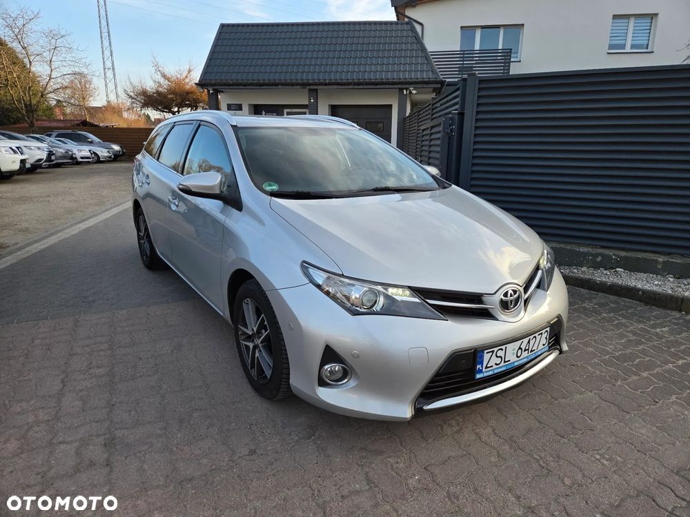 Toyota Auris 1.6 Edition - 4