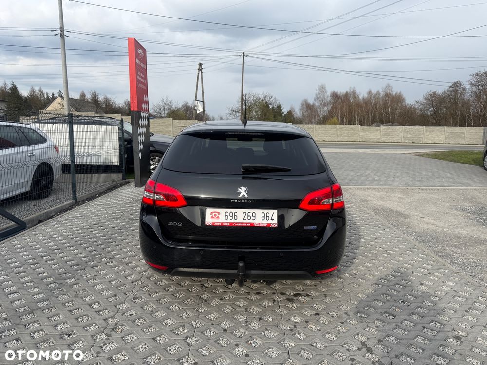 Peugeot 308 - 9