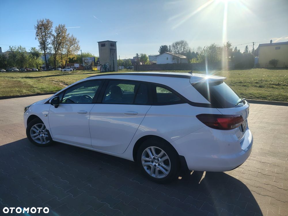 Opel Astra 1.4 T GPF Enjoy - 4