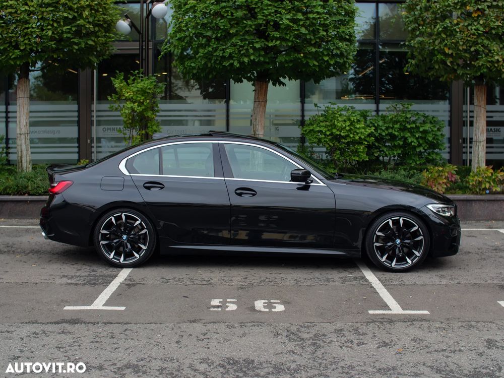 BMW Seria 3 330i xDrive AT - 3