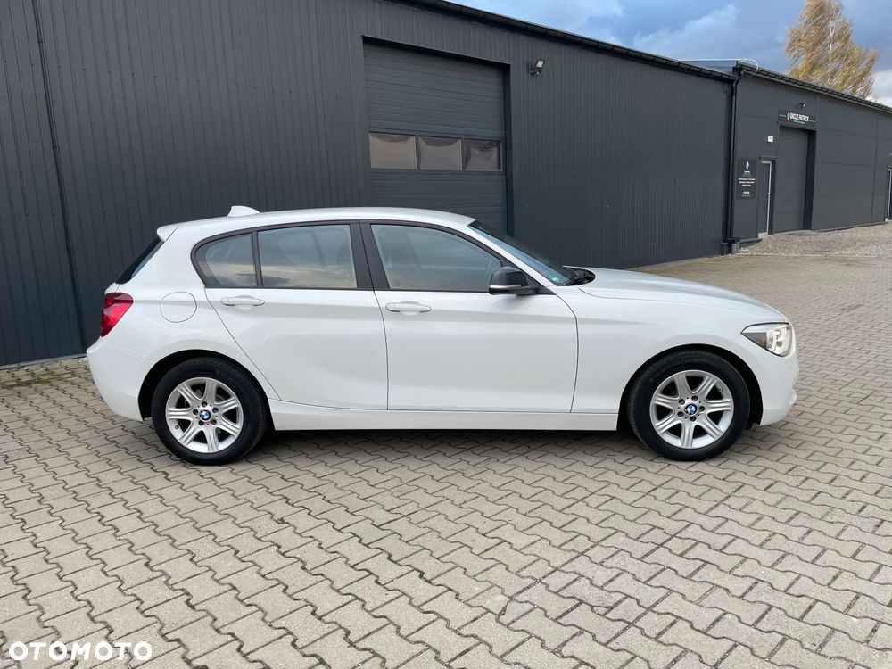 BMW Seria 1 116i - 5