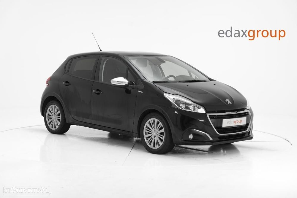 Peugeot 208 - 1