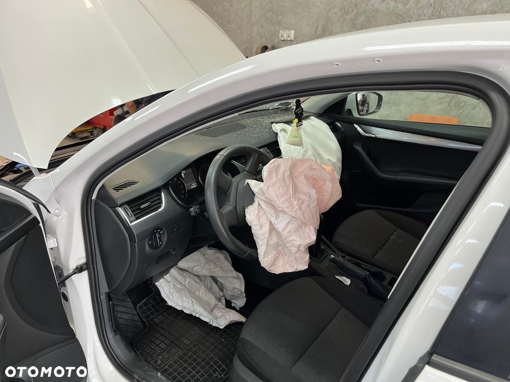 Skoda Octavia 1.6 TDI Active - 5