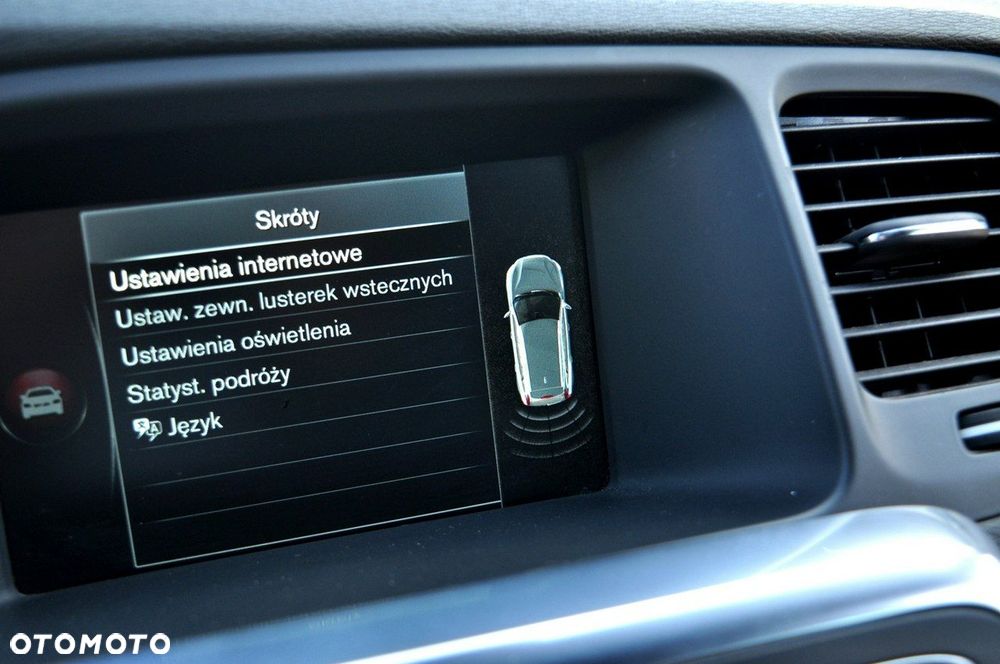 Volvo V60 D3 Summum - 26