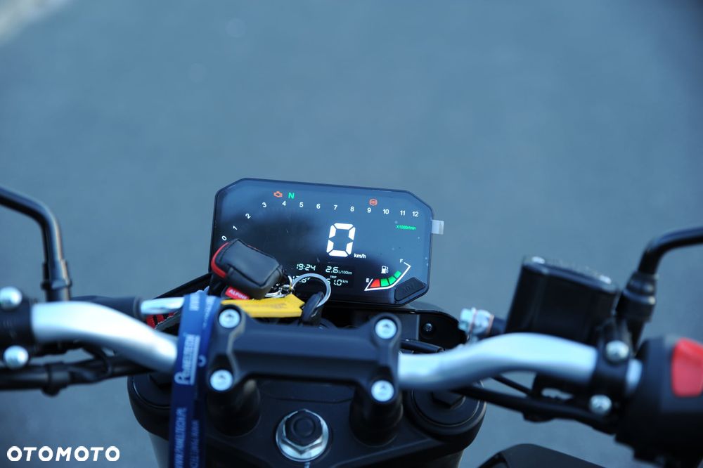 VOGE R125 - 7