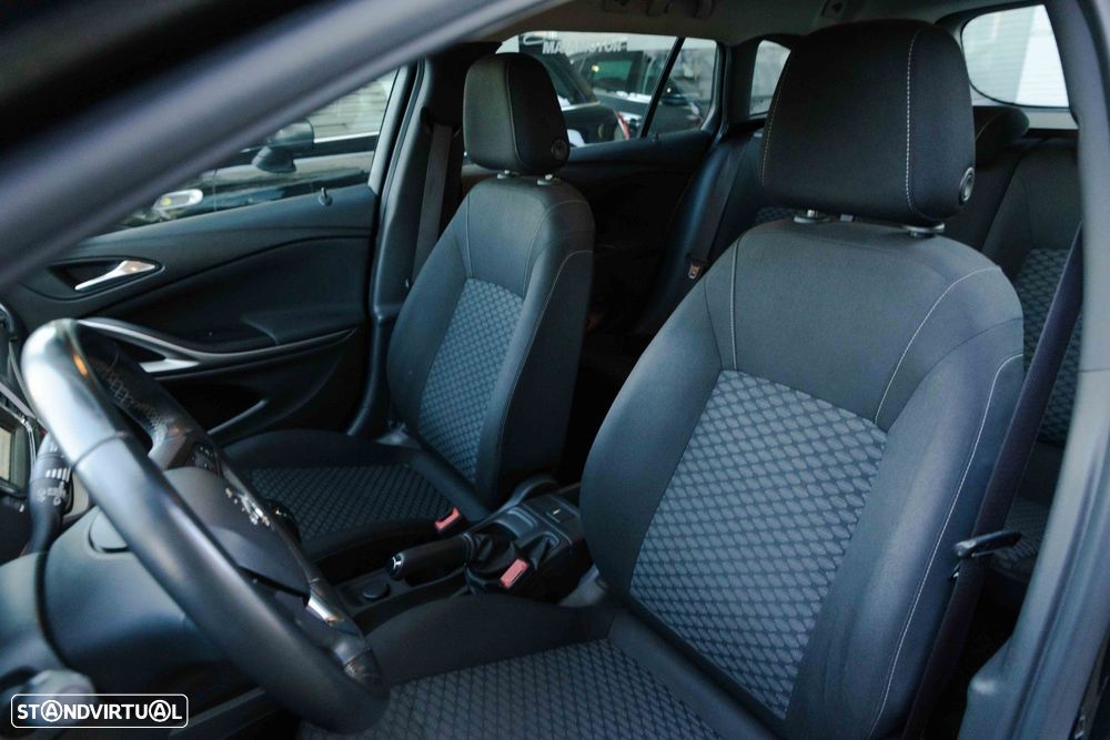 Opel Astra Sports Tourer 1.5 D Business Edition S/S - 11