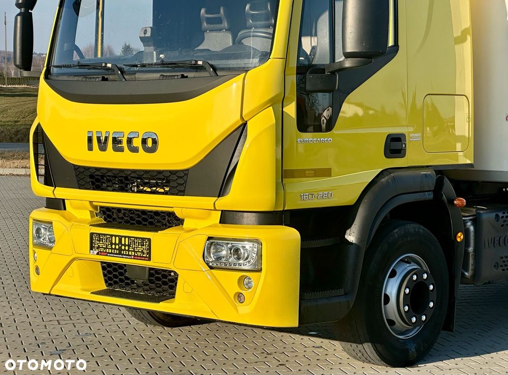 Iveco EUROCARGO 160-280 / CHŁODNIA / 6.1 M DŁUGOŚCI / 15 EUROPALET / AUTOMAT / SYPIALKA / NISKI PRZEBIEG / 16 TON DMC / CARRIER SPALINOWO - ELEKTRYCZNY / 2018 ROK - 9