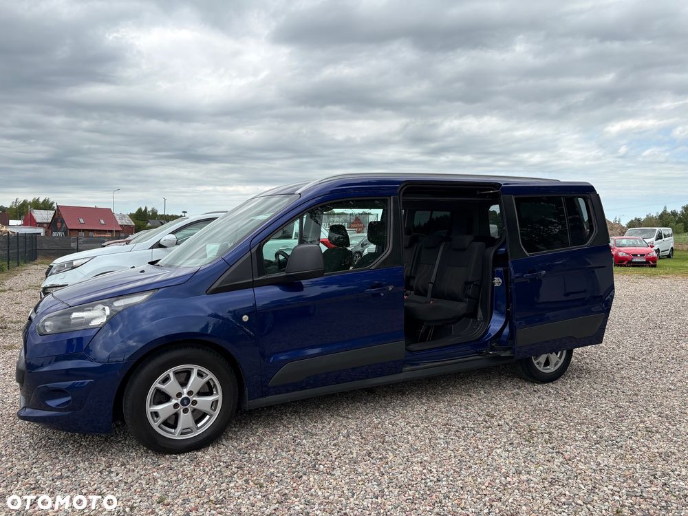 Ford Tourneo Connect Grand - 32