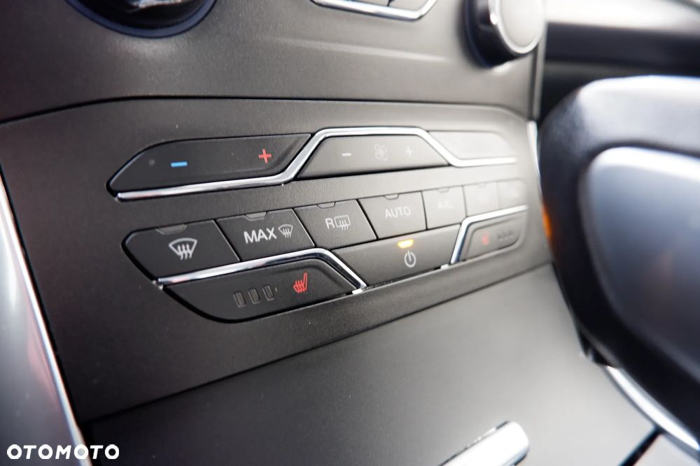 Ford S-Max - 26