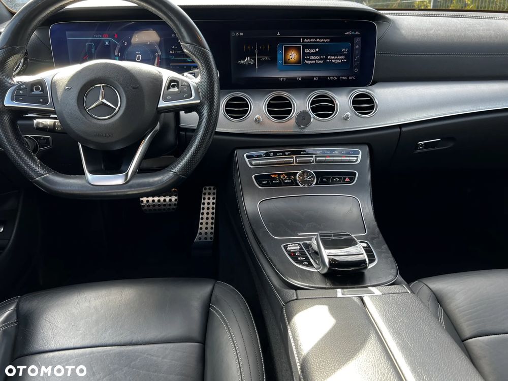 Mercedes-Benz Klasa E 220 d 9G-TRONIC - 24