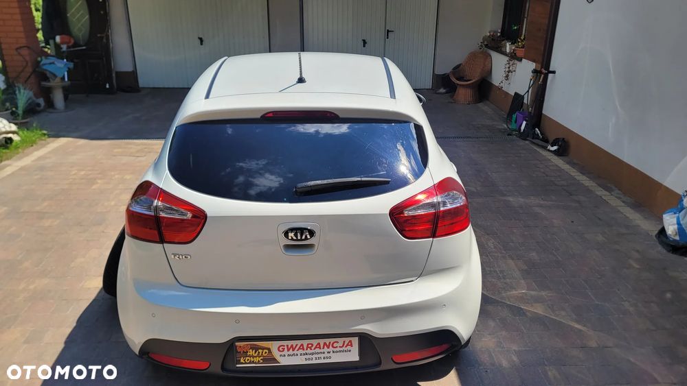 Kia Rio 1.4 Dream Team Edition - 15