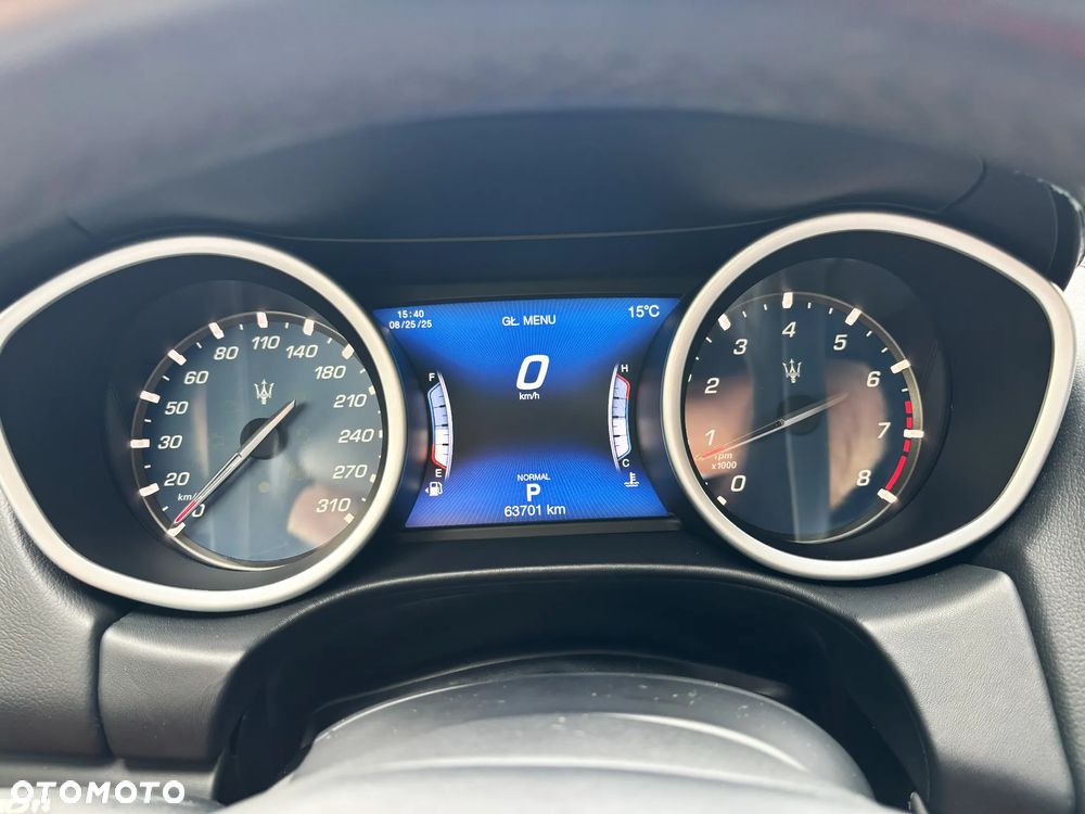 Maserati Ghibli S GranSport - 24