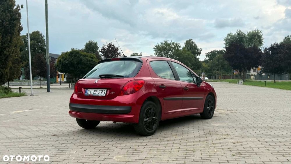 Peugeot 207 - 4