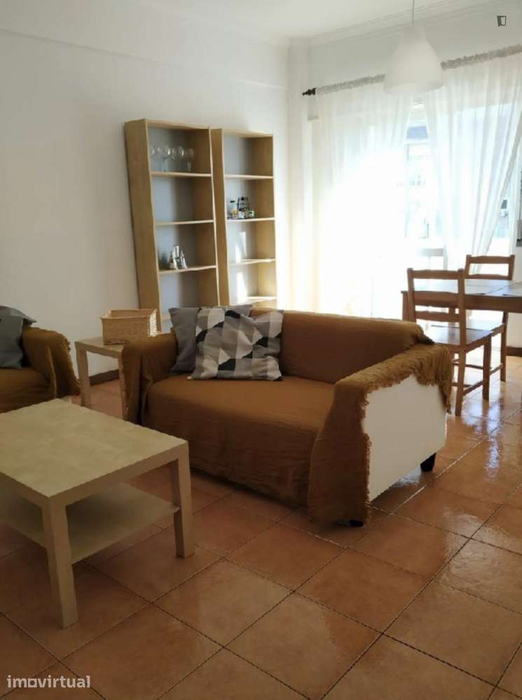 Quarto - localizado em Lumiar Lisbon - Grande imagem: 4/19