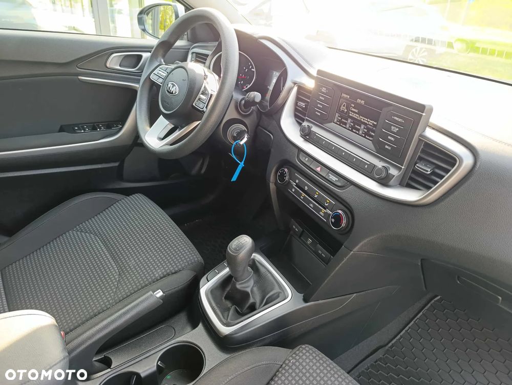 Kia Ceed 1.5 T-GDI S - 12