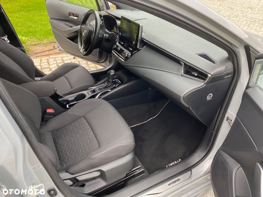 Toyota Corolla 1.8 Business Edition - 14