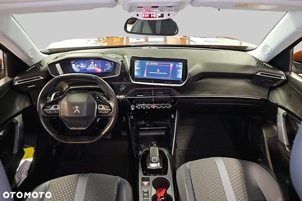 Peugeot 2008 1.5 BlueHDi Allure Pack S&S EAT8 - 11