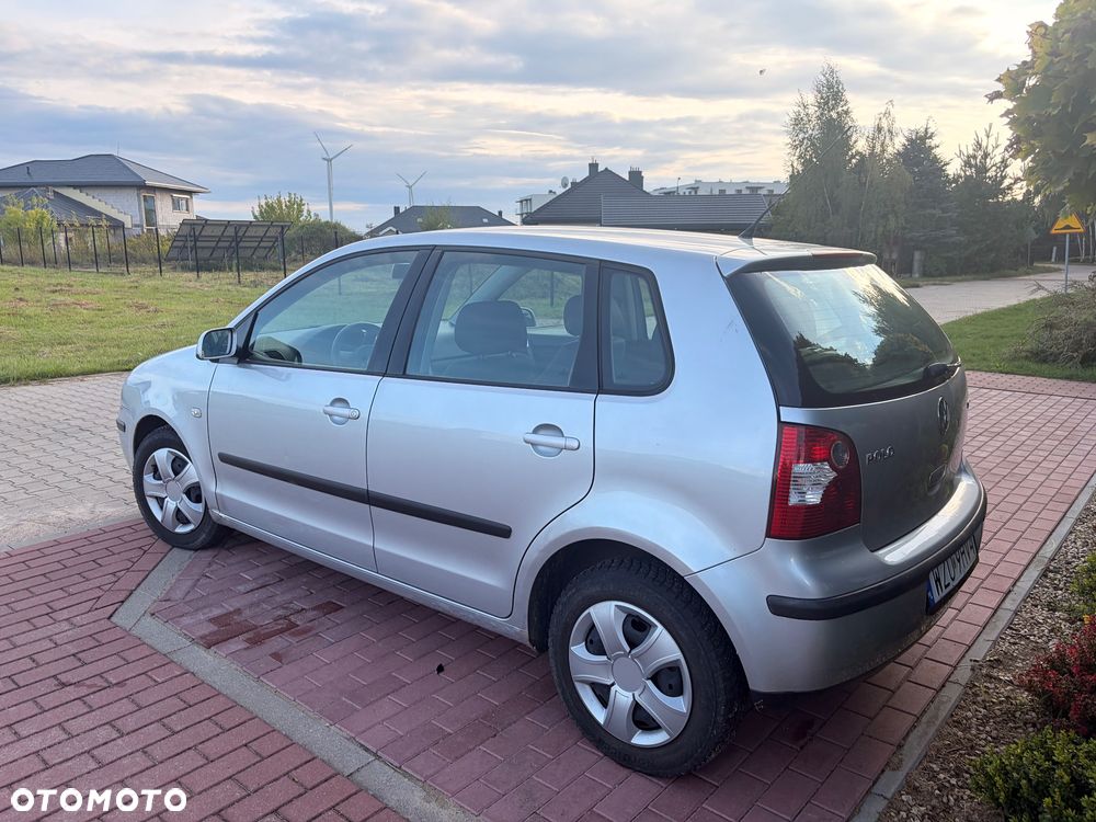 Volkswagen Polo 1.4 Comfortline - 4