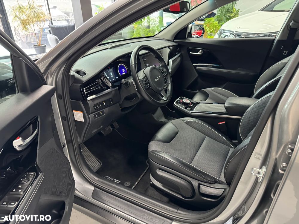 Kia Niro e-Niro 150 kW Vision - 5
