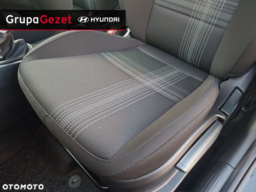 Hyundai i20 - 12