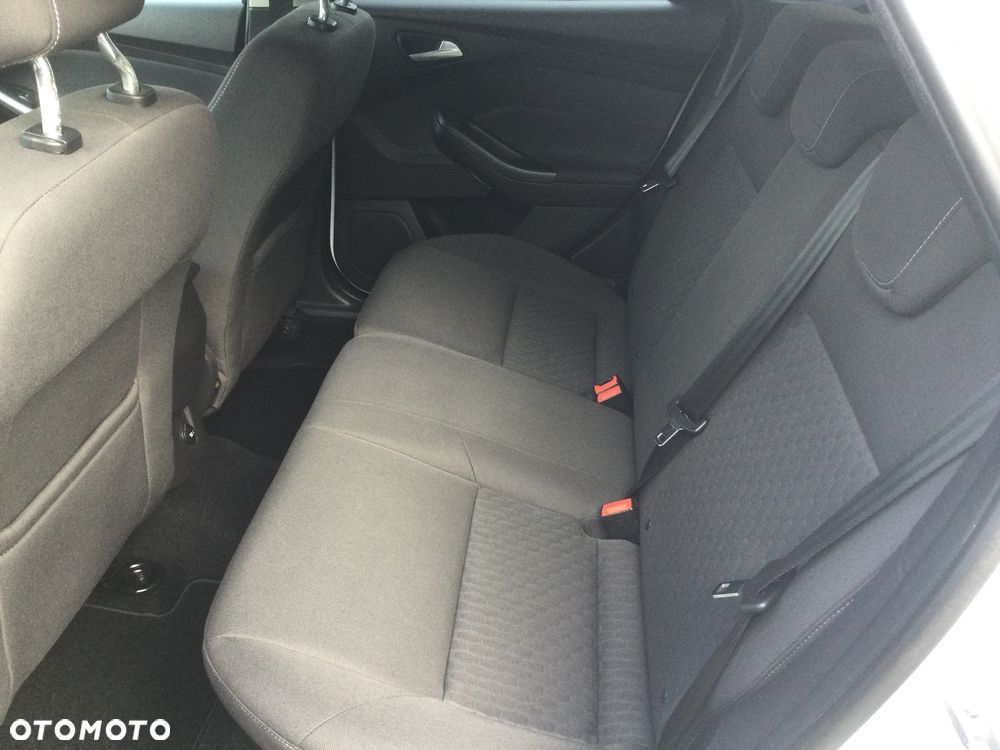 Ford Focus 1.0 EcoBoost STart-Stopp-System TITANIUM - 18