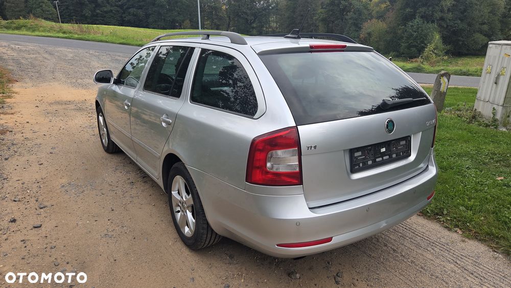 Skoda Octavia 1.6 TDI Family Plus - 7