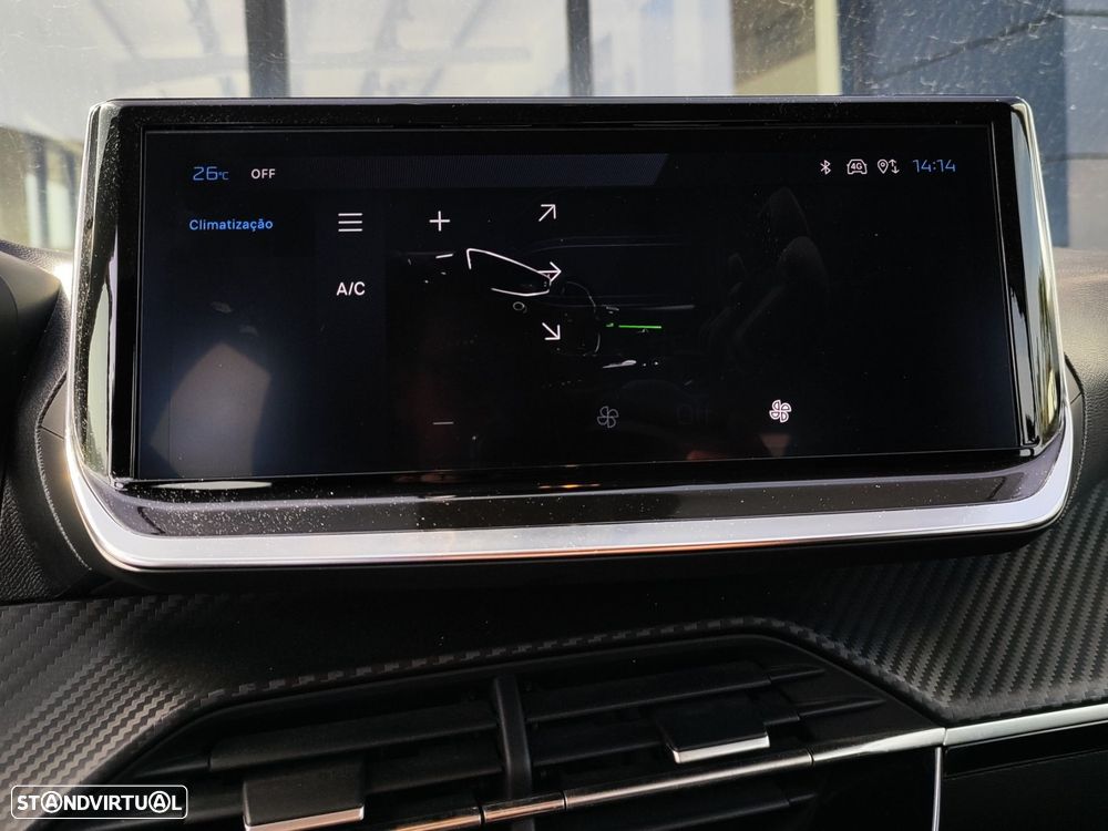 Peugeot 208 1.2 PureTech Active - 12