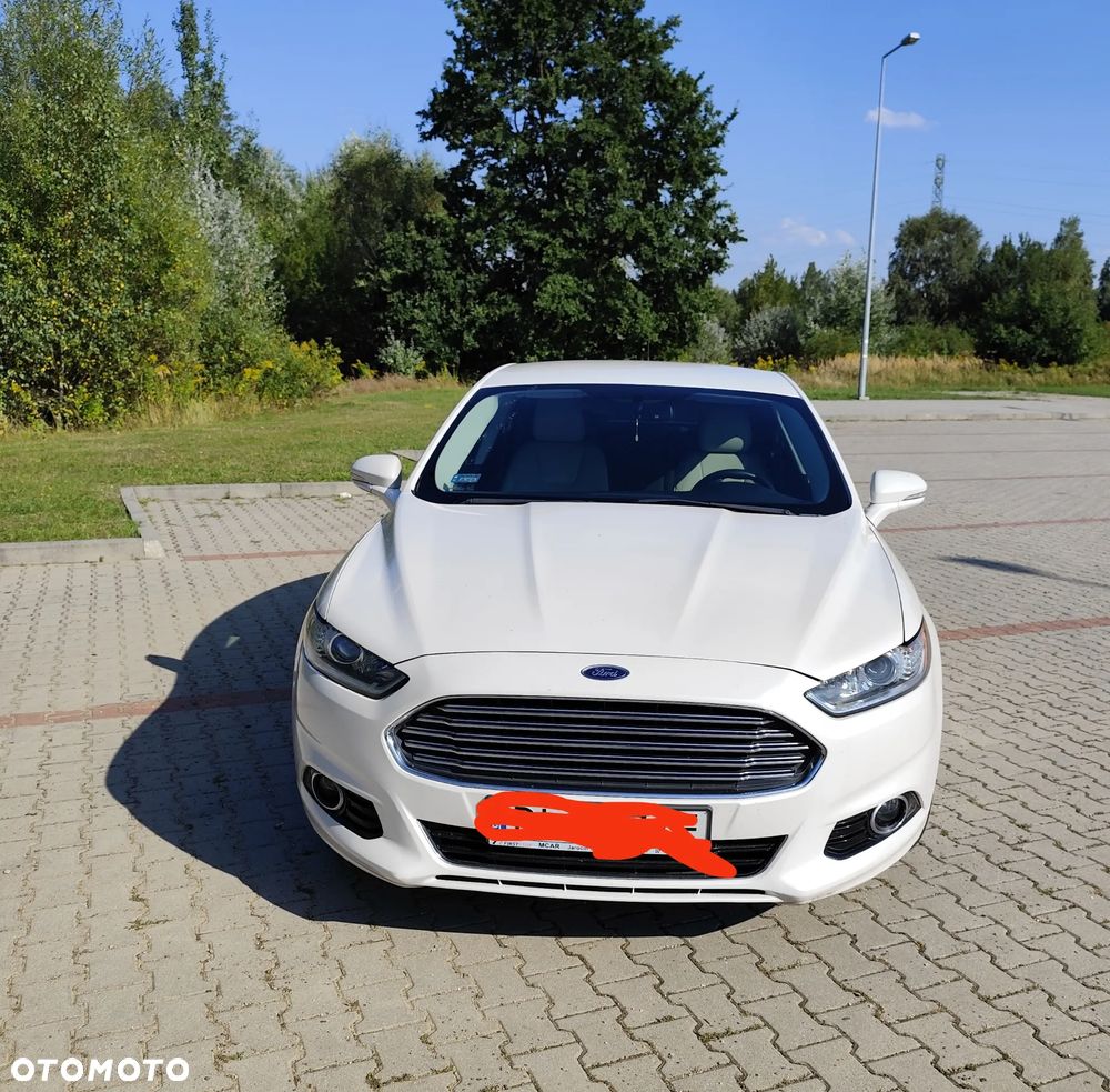 Ford Fusion 2.0 EcoBoost Titanium - 4