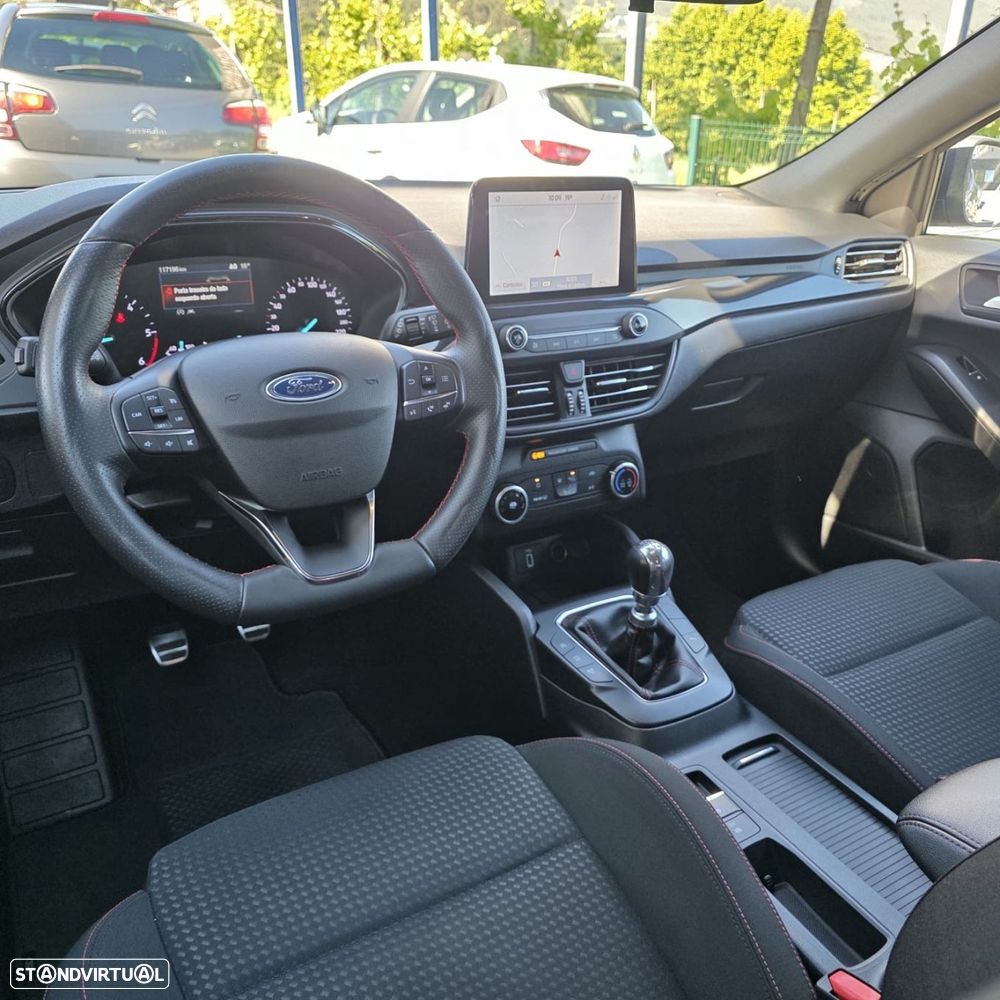 Ford Focus 1.5 TDCi ECOBlue ST-Line - 6