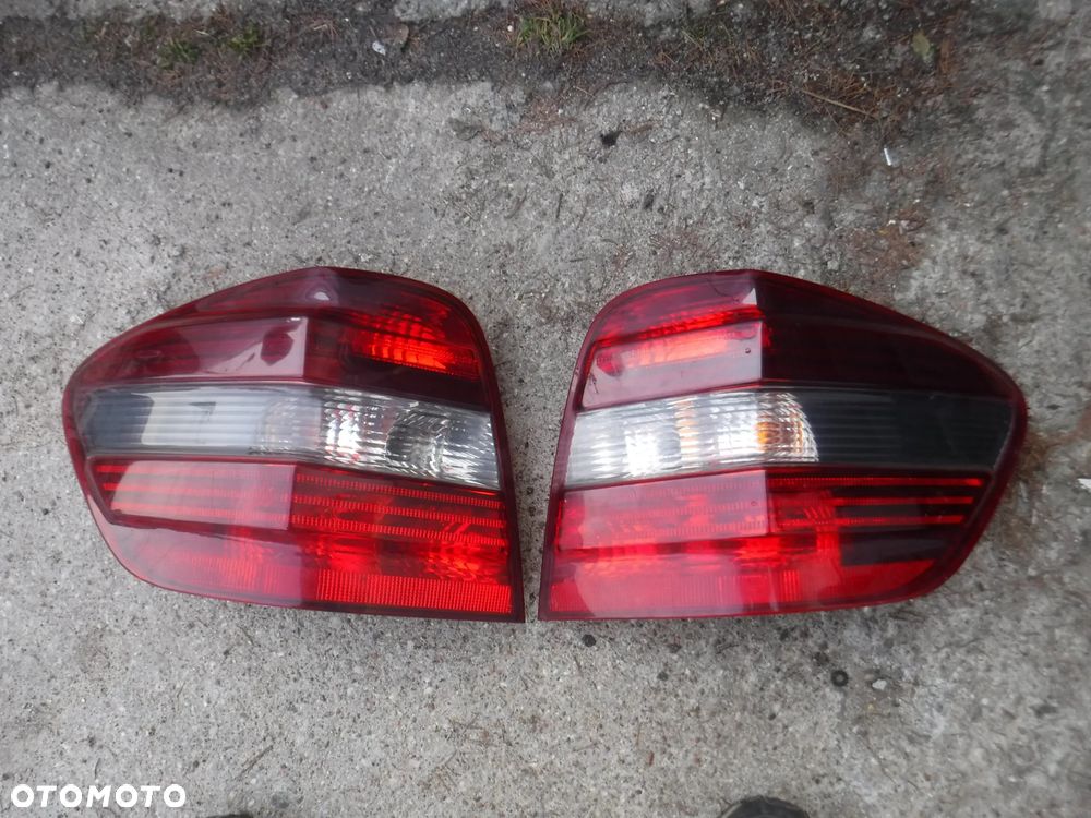 Mercedes ML W164 lampa tyl lewa prawa kompletna