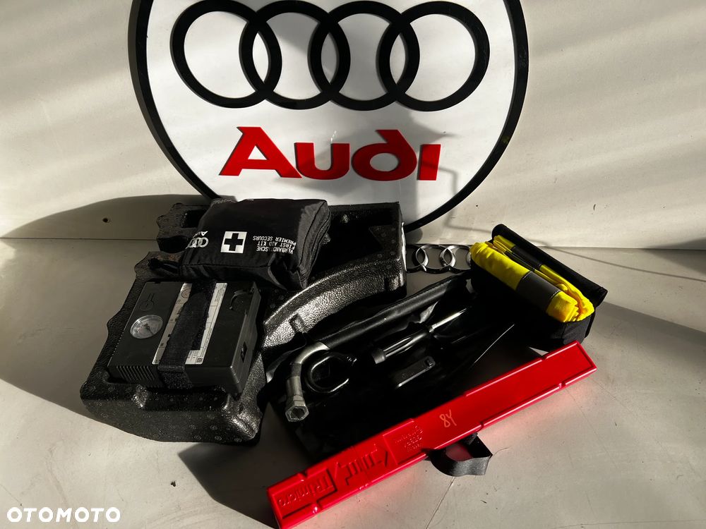 ZESTAW NAPRAWCZY KLUCZ UCHO HOLOWNICZE ŚRUBOKRĘT LEWAREK AUDI 5N0012615F JAK NOWE - 2