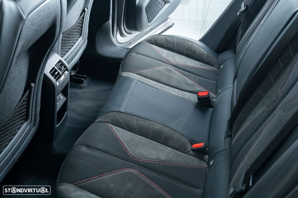 DS DS4 E-Tense Performance Line EAT8 - 10