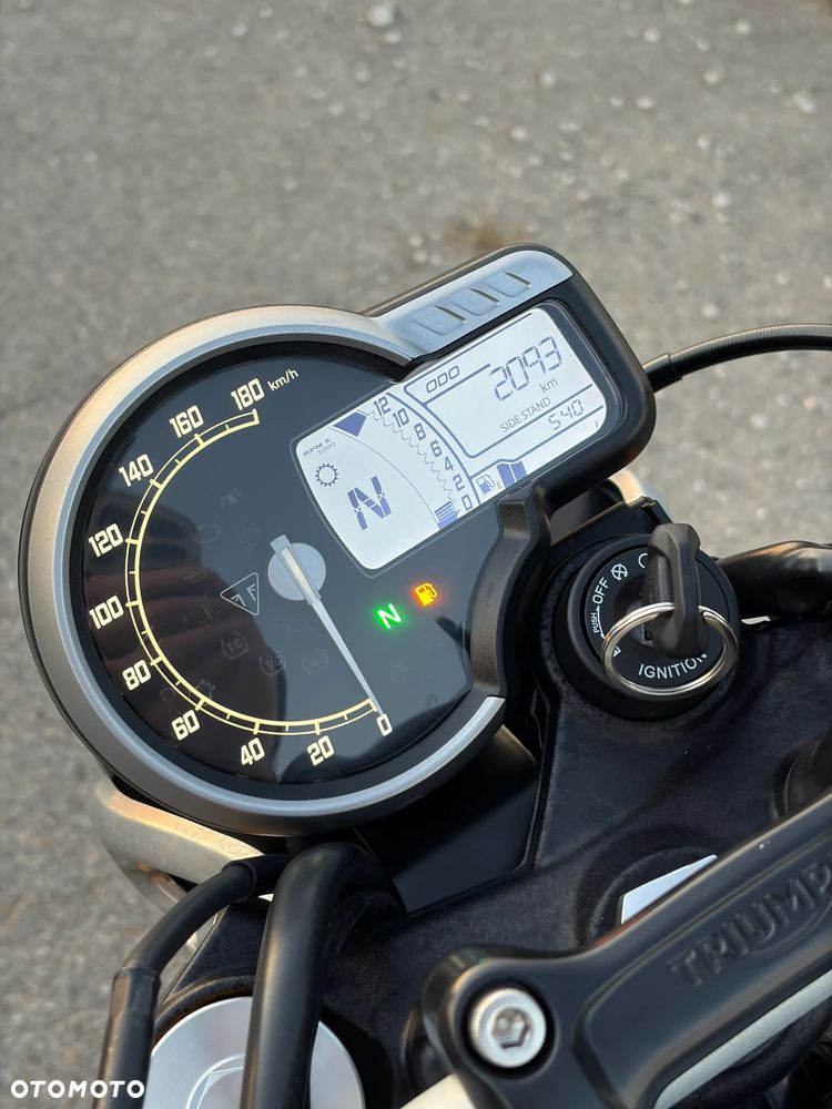 Triumph Speed Four - 8
