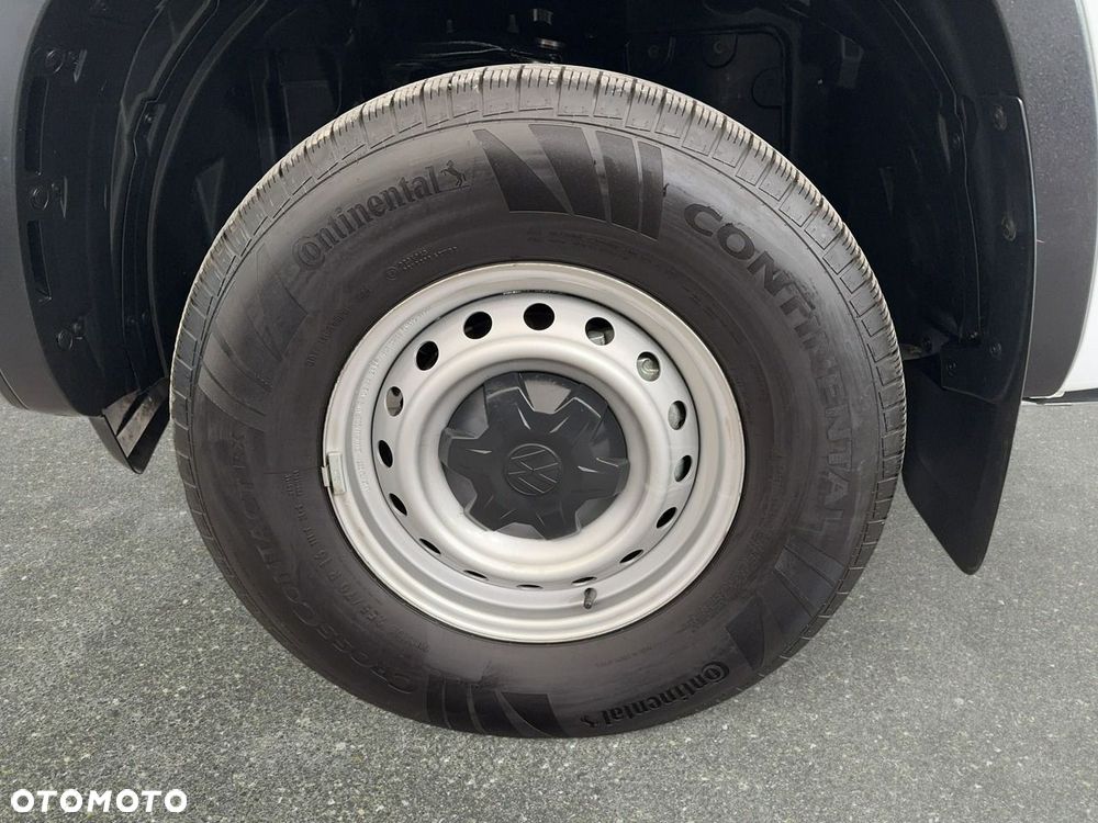 Volkswagen Amarok - 11